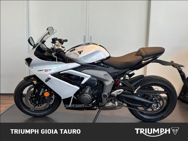 TRIUMPH Daytona 660 Abs